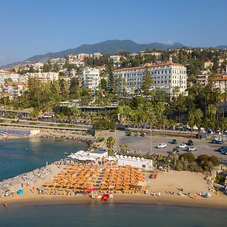 Apartman Bilocale Vista Mare Con Piscina - Happy San Remo
