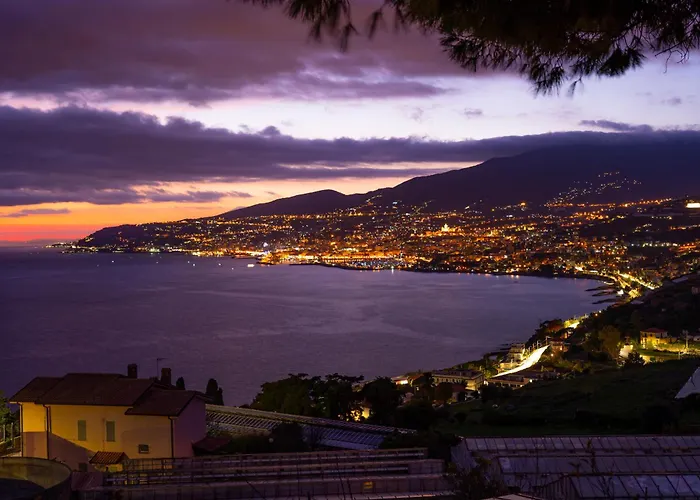 Bilocale Vista Mare Con Piscina - Happy Lejlighed Sanremo