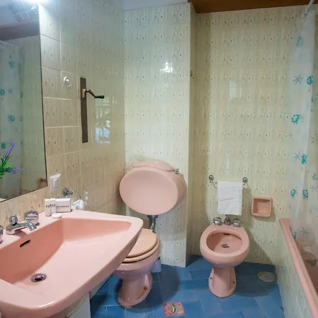 公寓 Bilocale Vista Mare Con Piscina - Happy