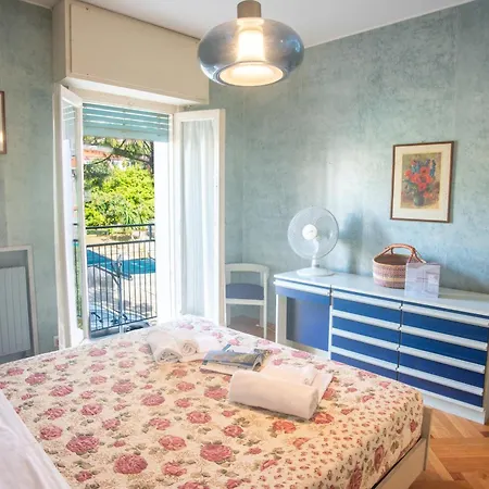 Bilocale Vista Mare Con Piscina Seaview Balcony & Pool - Happy Apartamento