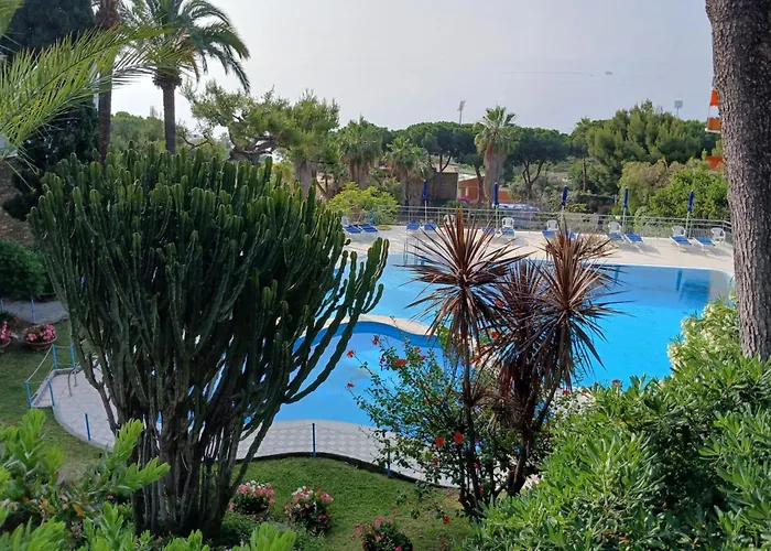 아파트 Bilocale Vista Mare Con Piscina - Happy 산레모